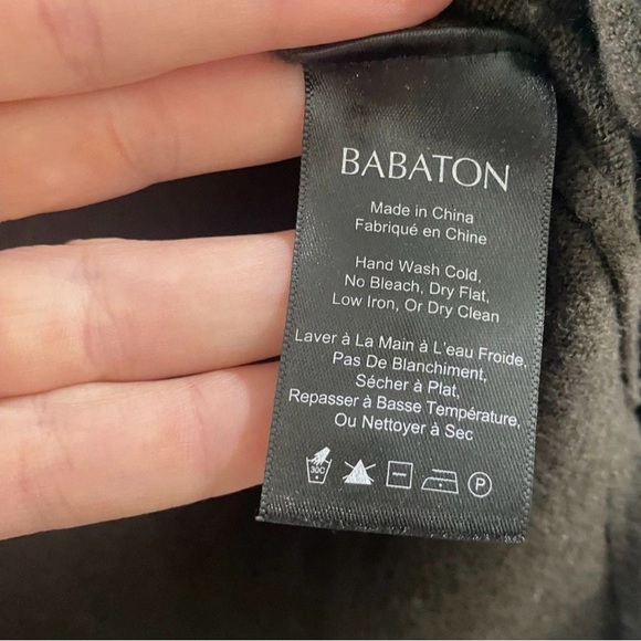 Babaton Wool Linen Blend V-Neck Sweater Size S / M Brown Aritzia Minimalist - Picture 8 of 10